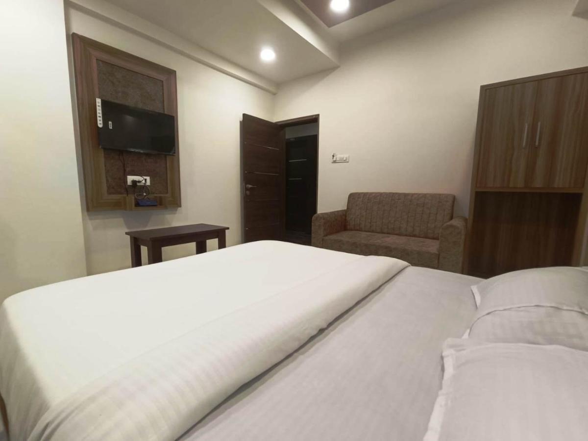 Sai Sagar Lodging & Boarding Ulhasnagar Exterior photo